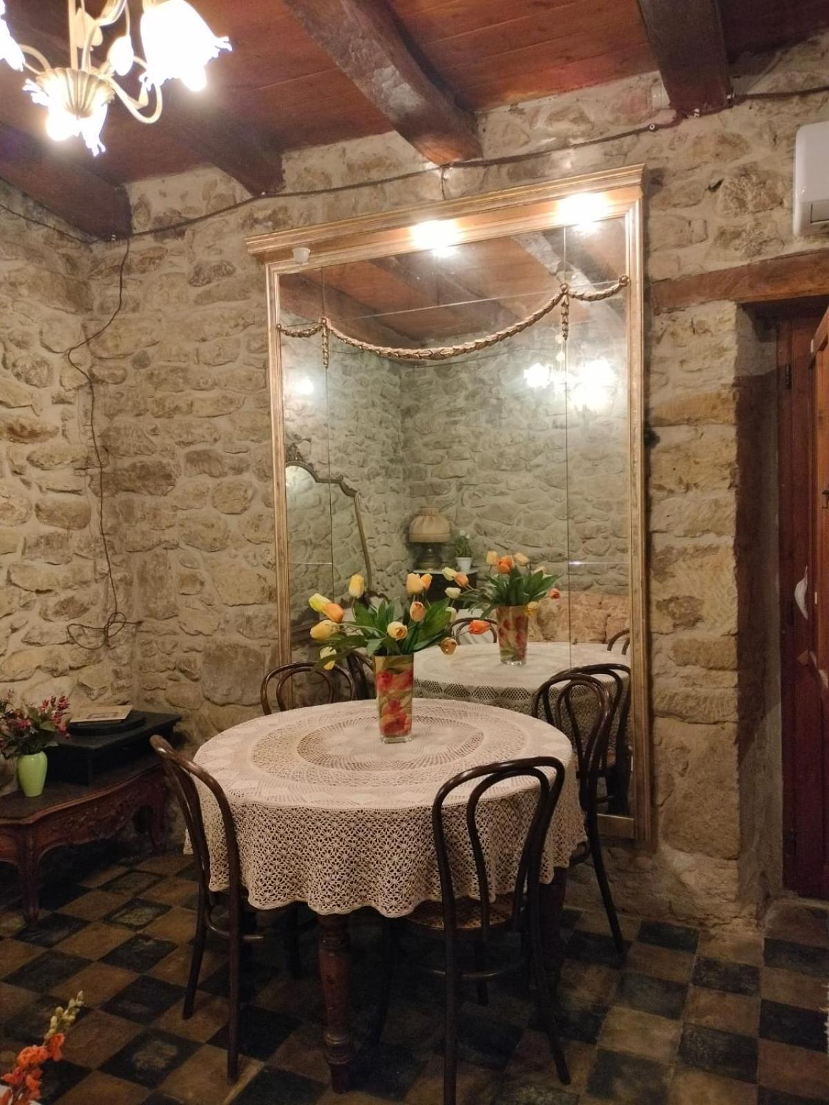 Casa Di Pietra Usellus Exterior foto
