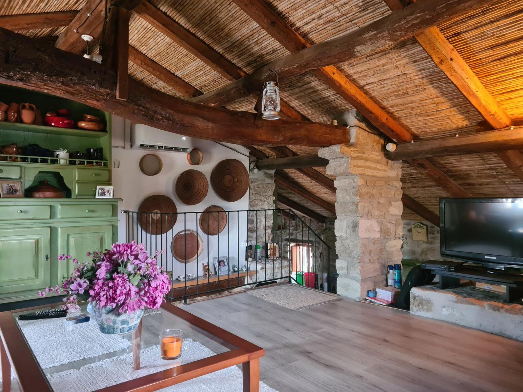 Casa Di Pietra Usellus Exterior foto