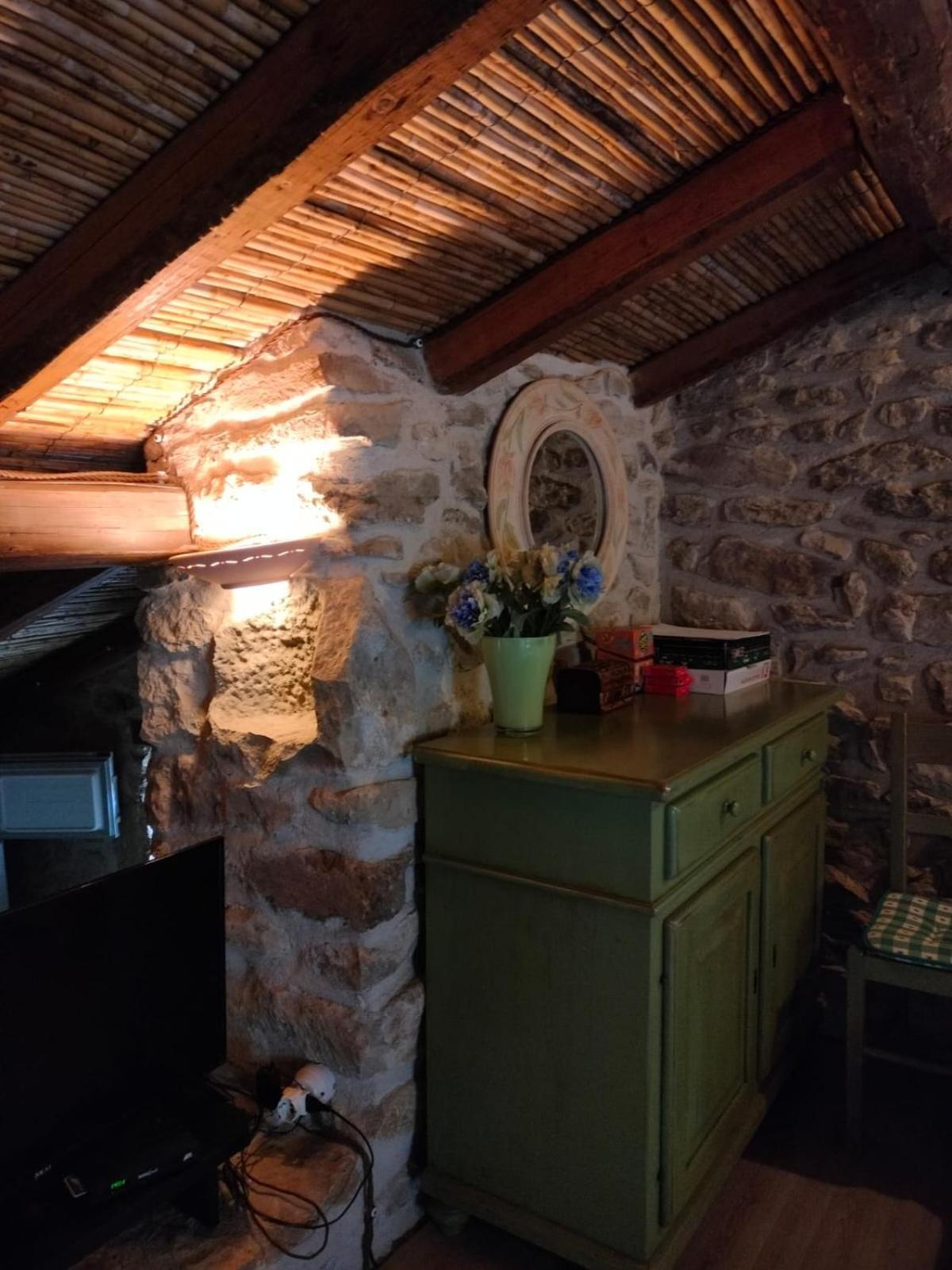 Casa Di Pietra Usellus Exterior foto